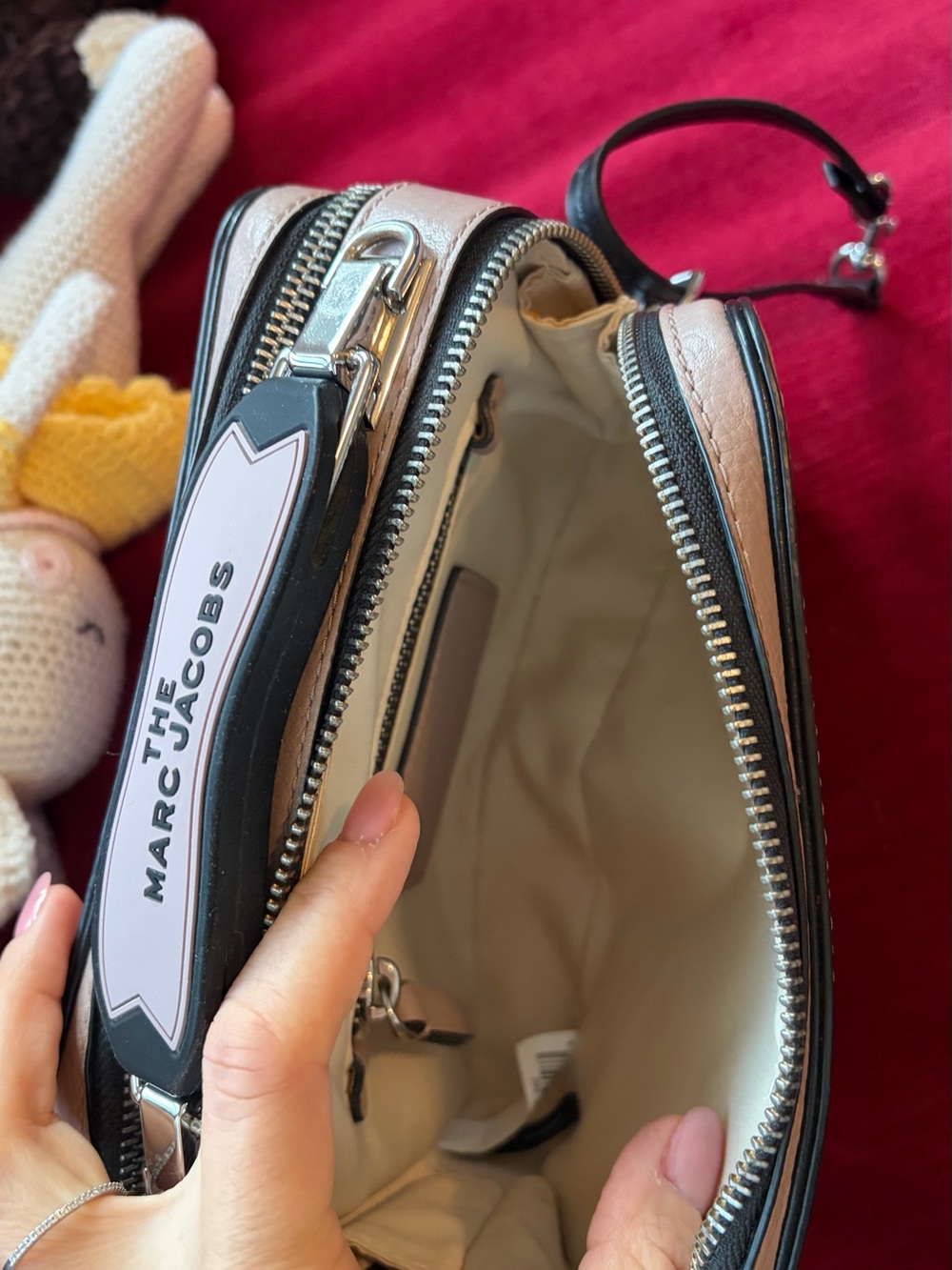 Marc Jacobs Blush Pink (more natural color)Leather crossbody Bag - Picture 8 of 12